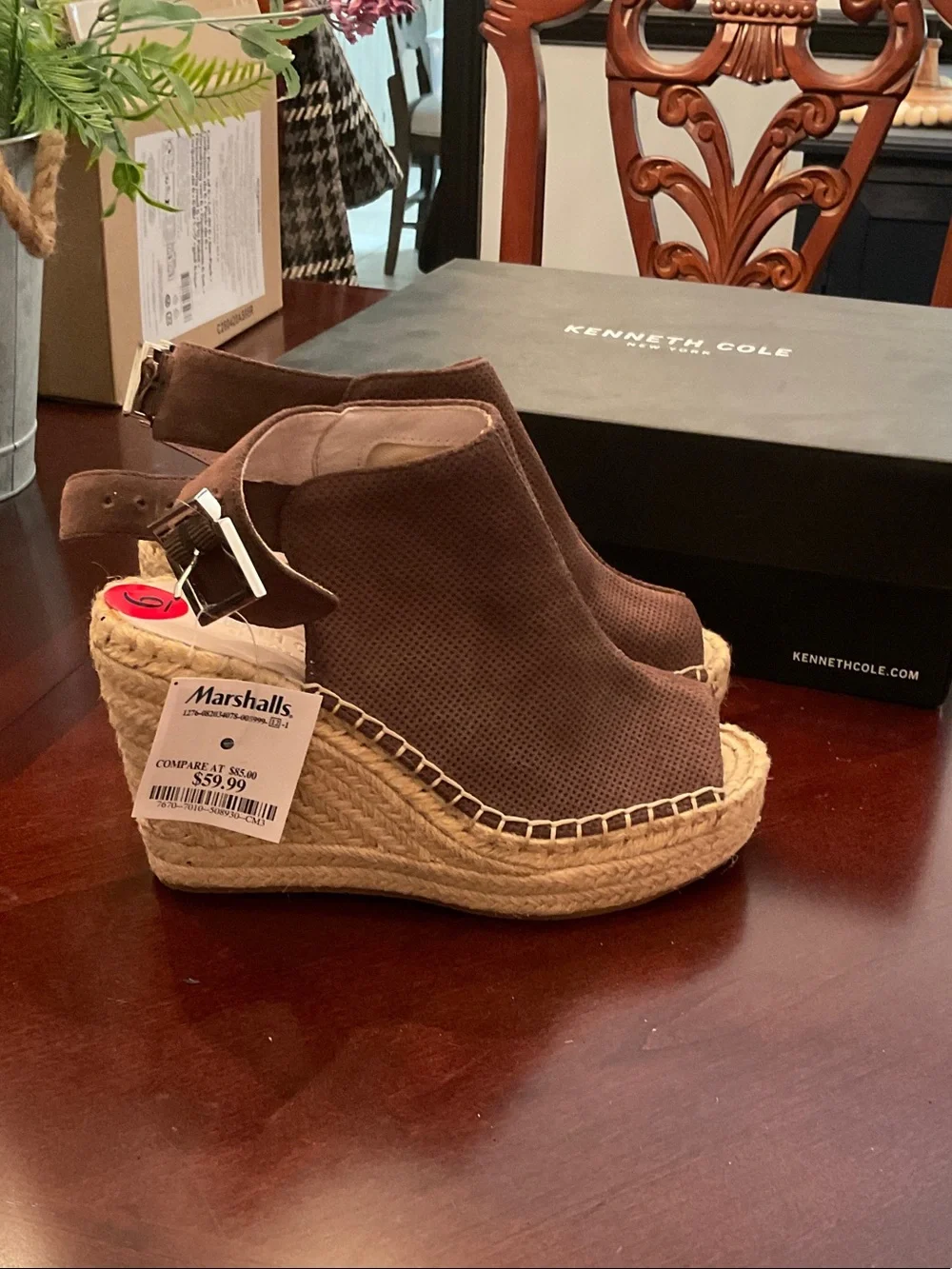Kenneth Cole kenneth cole
